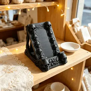 3D Printed Gothic Skull Phone Stand, Dark Style Desktop Decor, Horror Lover Gift, Halloween Decoration, Niche Culture Decor, Game Room Decor