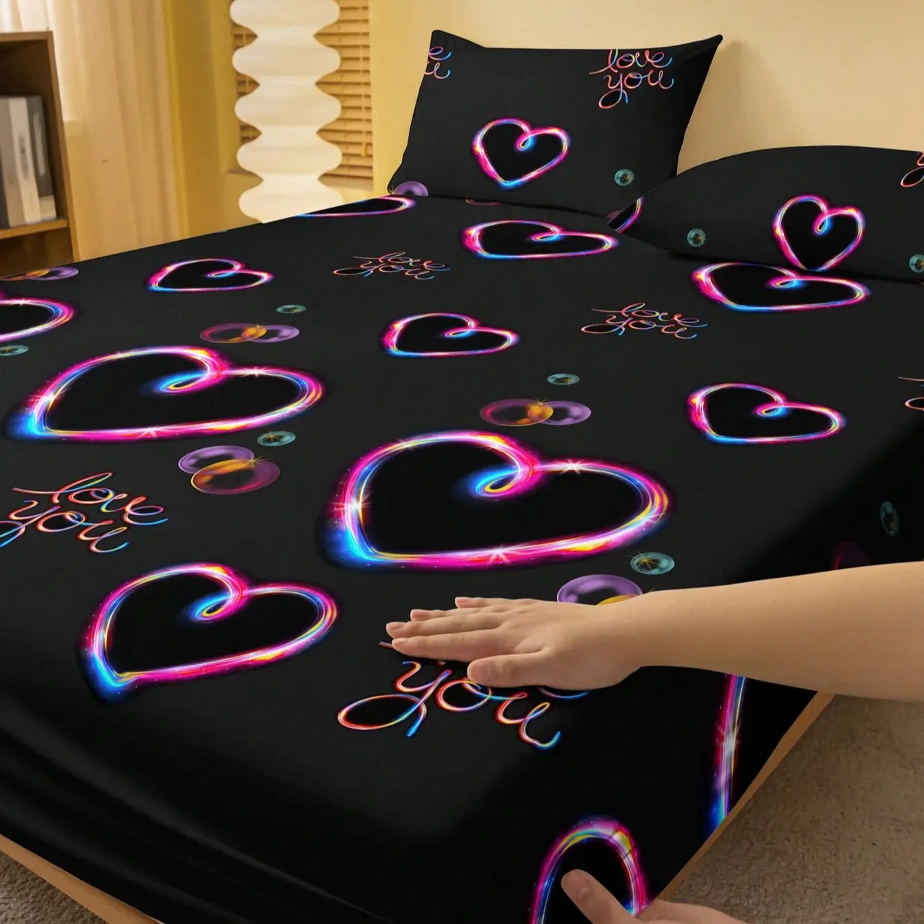 3-Piece Bed Sheet Set, Heart Print Fleece Duvet Cover, Dust-Proof Mattress Protector, Bedding, Breathable Anti-Pilling, All Sizes