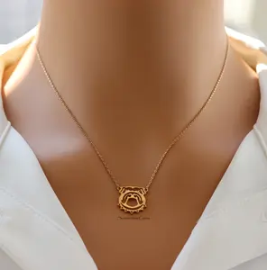 18K Gold Plated Bulldog Face Pendant Necklace – Perfect Jewelry Gift for Dog Lovers
