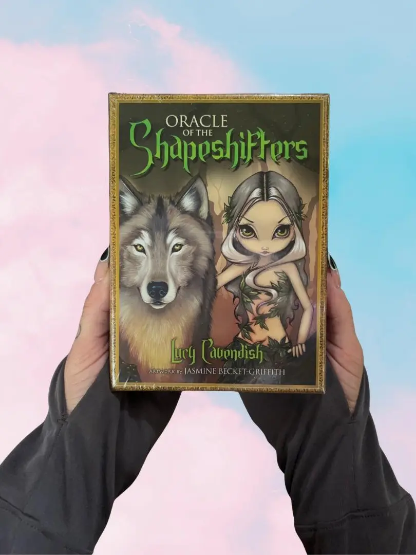 Oracle Deck: Oracle of the Shapeshifters: Mystic Familiars for Times of Transformation and Change