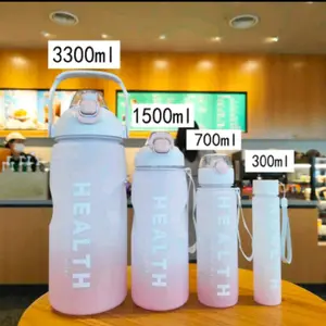 Water Bottles Sets Of  4 in 1 two colors Pink and Green