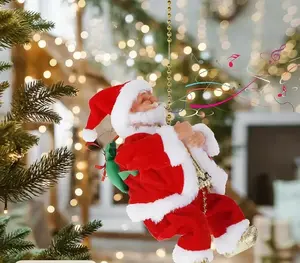 Fine Santa Claus pendants. Key chains and other decorations are very beautiful.