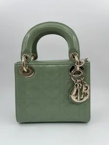 Pre-owned DIOR LEATHER Shoulder Bags CHANEL MINI PATENT GREEN SHOULDER BAG