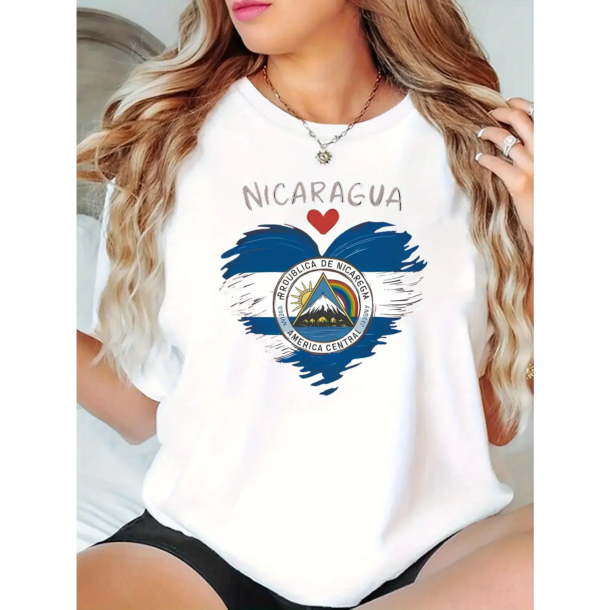 Women's Casual Short Sleeve T-Shirt - I Love Nicaragua Flag & Pledge Graphic Print, Round Neck, Medium Stretch, Machine Washable, All-Season Comfort Top for Casual Attire & National Pride