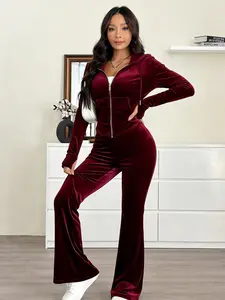 Two piece women's fashionable dark velvet hooded zipper slim fit micro zipper set Long Sleeve, with a retro spicy girl atmosphere, soft and skin friendly, slim fit and stylish, suitable for daily outings, girlfriends' dates and other scenes.