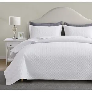 White Quilt King Size, Lightweight Bedspread Ultrasonic Chevron Pattern Light Coverlet for Comforter - 3 King Cover Sets