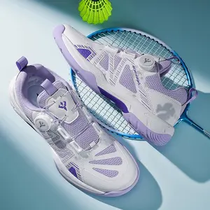 New breathable badminton and tennis shoes for men and women, arch support design to prevent ligament injuries, knob design, no laces, easy to put on and take off