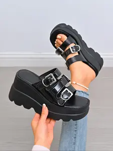 Women's Punk Style Bat Metal Buckle Thick Sole Sandals, Dual Strap Rivet Height Increase Platform Shoes, Summer Outdoor Dark Fashion Slippers, Fashionable Platform Sandals, High Platform Sandals