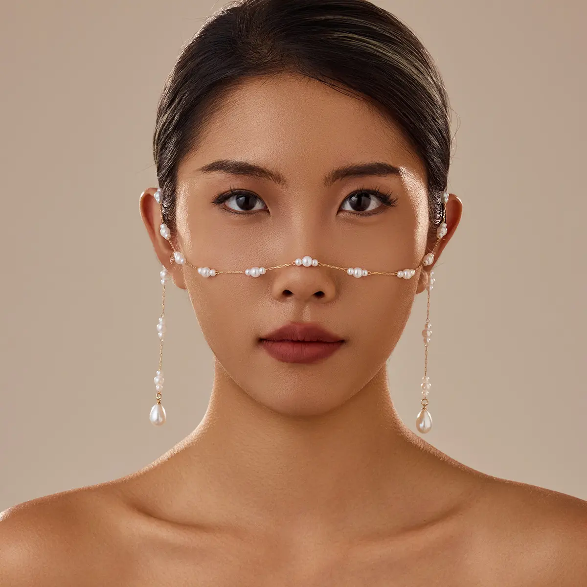 Fashionable Square Pearl Chain Face Accessory for Women, Ins-style Face Ornament, Prom Party Mask