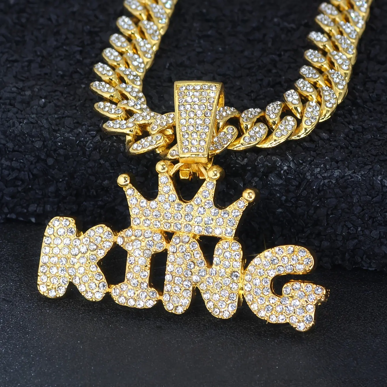 1 Cuban chain necklace, shining king pendant with ice Cuban chain, unisex, hip hop Cuban chain pendant, clavicle chain jewelry gift