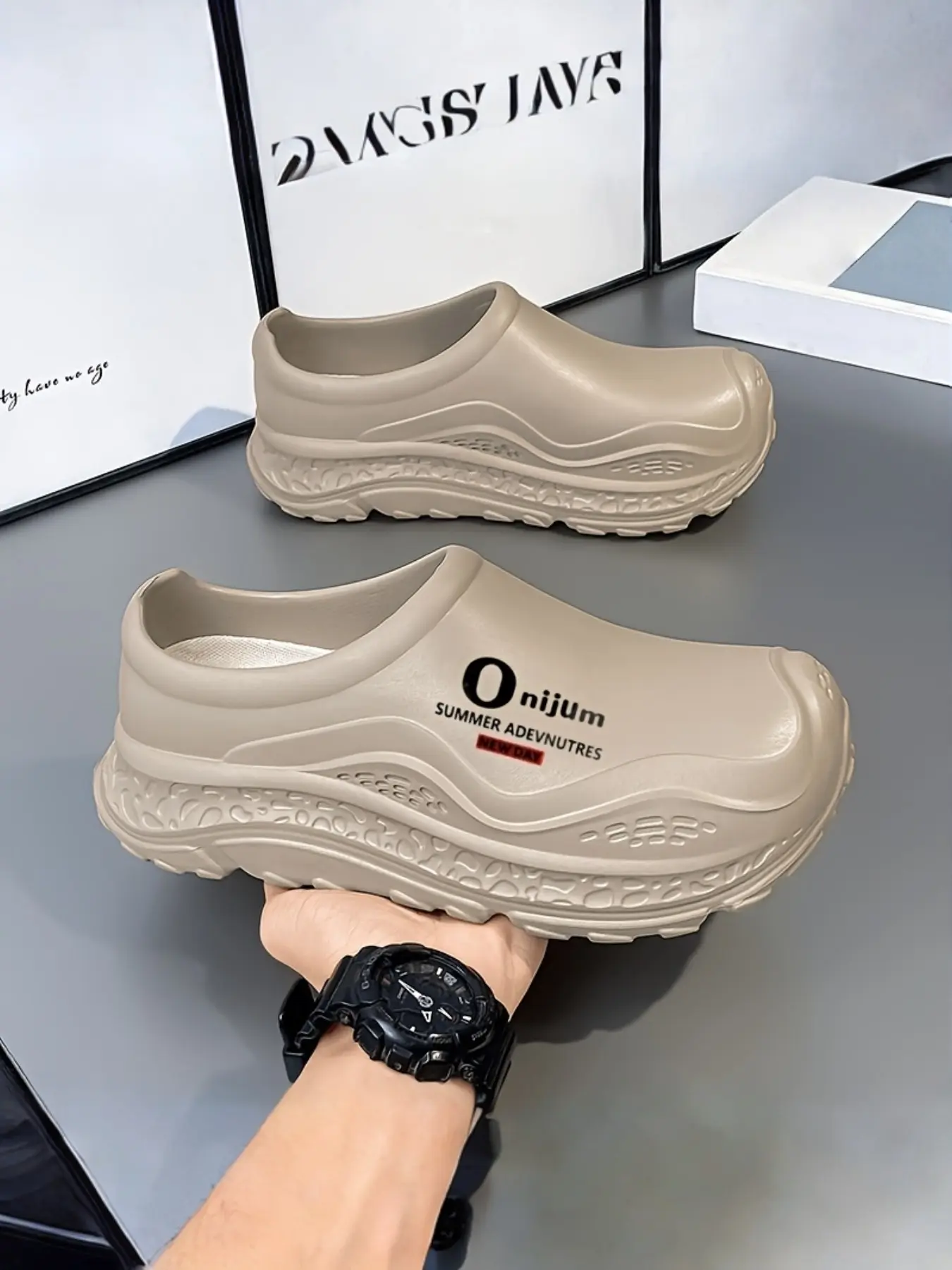 Fashion Kitchen Chef Shoes for Women, Durable Anti-Slip Waterproof, Thick Sole Casual Work Shoes, Couple One-Step Slip-On Slippers Footwear, Thick Bottom Slippers Non Slip Design Eva