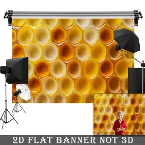 2D Flat Banner, 1pc Honeycomb Geometry Party Banner - Modern Minimalist Golden-Yellow honeycomb pattern Backdrop, for Birthday, Wedding, Home Decor - Living Room, Party Decoration, Event Backdrop, Contemporary Design, Event Planners