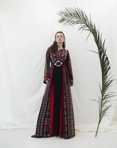 Rajwat Ramallah  – Embroidered Thobe