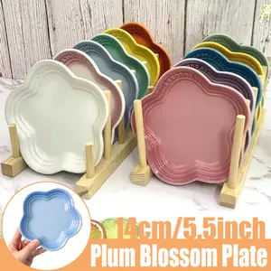 Plum French Home Ceramic Underglaze Colored Small Plum Blossom Plate Handmade Flower Shaped Side Dish Decorative Dessert Tray