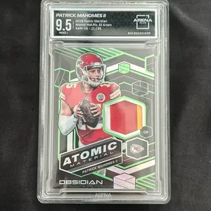 Patrick Mahomes 2018 atomic patch /25 3 color arena club 9.5