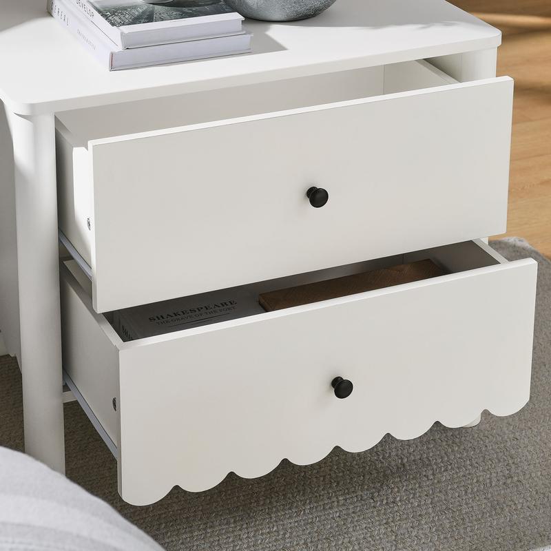 Emmeline Scalloped 2-Drawer Nightstand in White