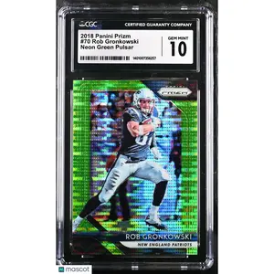 2018 Panini Prizm Rob Gronkowski Neon Green Pulsar #70 CGC 10