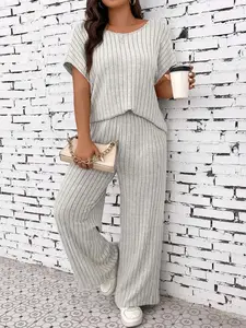【Plus Size】 Two-Piece Set  Fitted Solid Ribbed Top & Wide Leg Pants, Casual Fashion Cozy Top & Trousers for Daily Outdoor Wear, Women's Suits for Summer