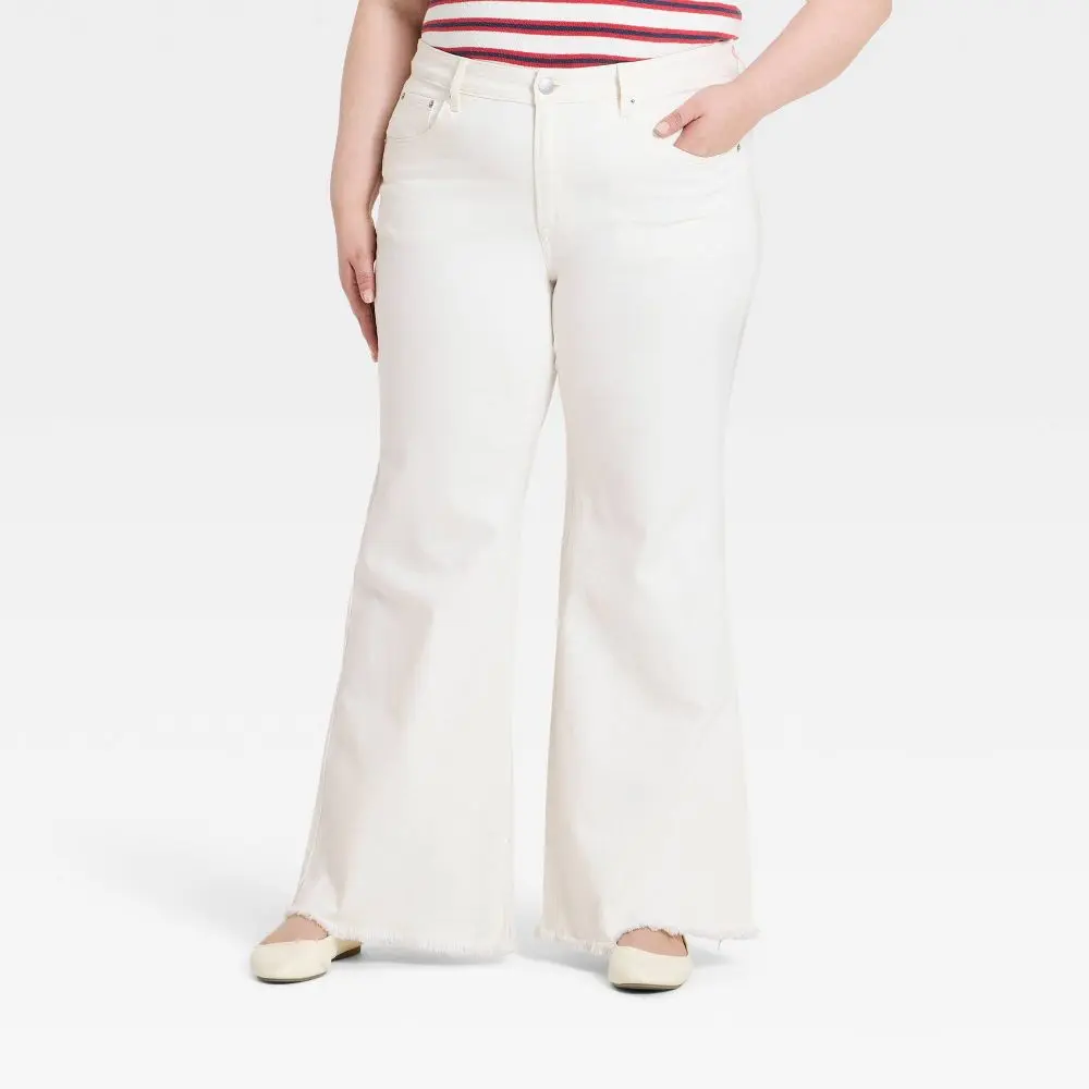 Women's Low-Rise Relaxed Denim Flare Jeans - Universal Thread White 17