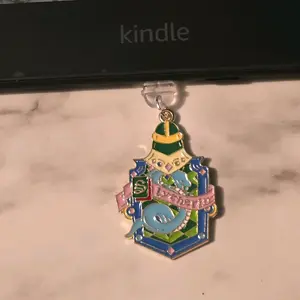 Wizards House Kindle/Phone Dust Plug Charm