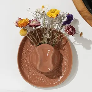 Ceramic Cowboy Hat Wall Hanging Vase, Brown Indoor Plant Flower Wall Pot, Suitable for Bathrooms, Living Rooms, and Offices as Rustic Home Decor