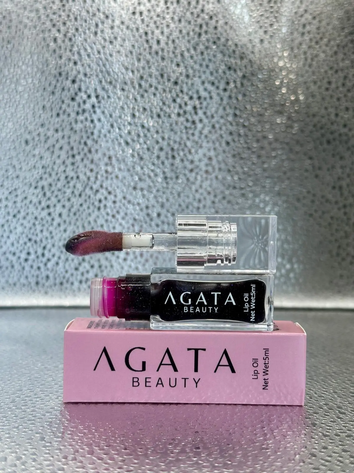 Agata Beauty Lip Oil Changing Color - Black Currant Hyaluronic Acid & Vitamin E Infused Formula for Deep Hydration & Glassy Shine Glossy Makeup Moisture Radiant