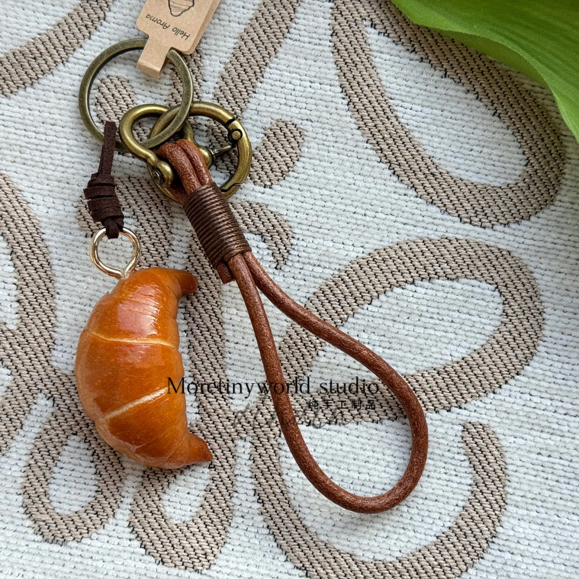 Croissant bag vintage cowhide rope