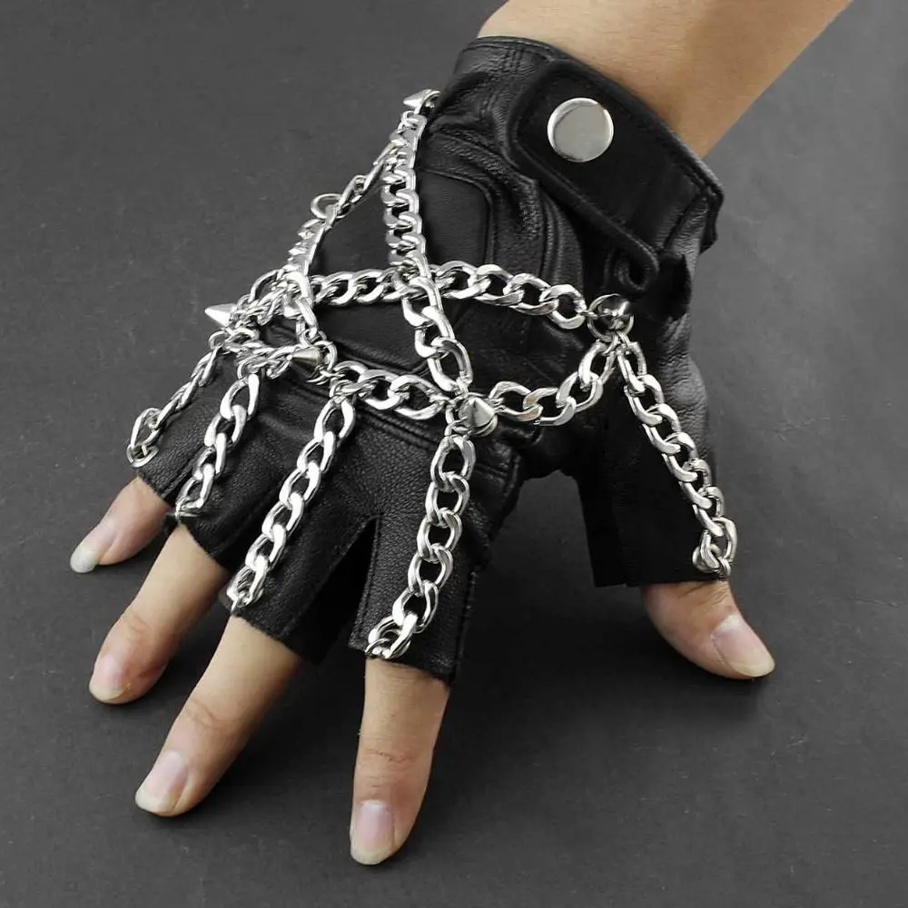 Threecattles New Heavy Metal Chain Leather Handwear, Men's Half-Finger Fingerless Black Gloves, Fashion Glove Accessories, Leather Material