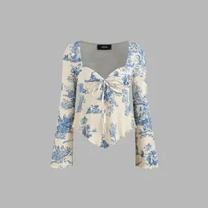 Cider [size 2-26] V-neck Toile de Jouy Knotted Long Sleeve Crop Top