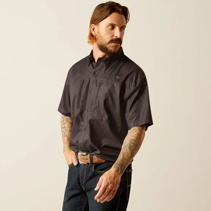Ariat Men's VentTek Casual Button-Up Shirt - Menswear Classic Fit Polyester Collared Top, Black Print, Generous Length