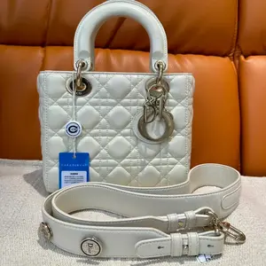 Pre-owned Christian Dior Leather Messenger Bags My lady dior handbag Dior White B7 89