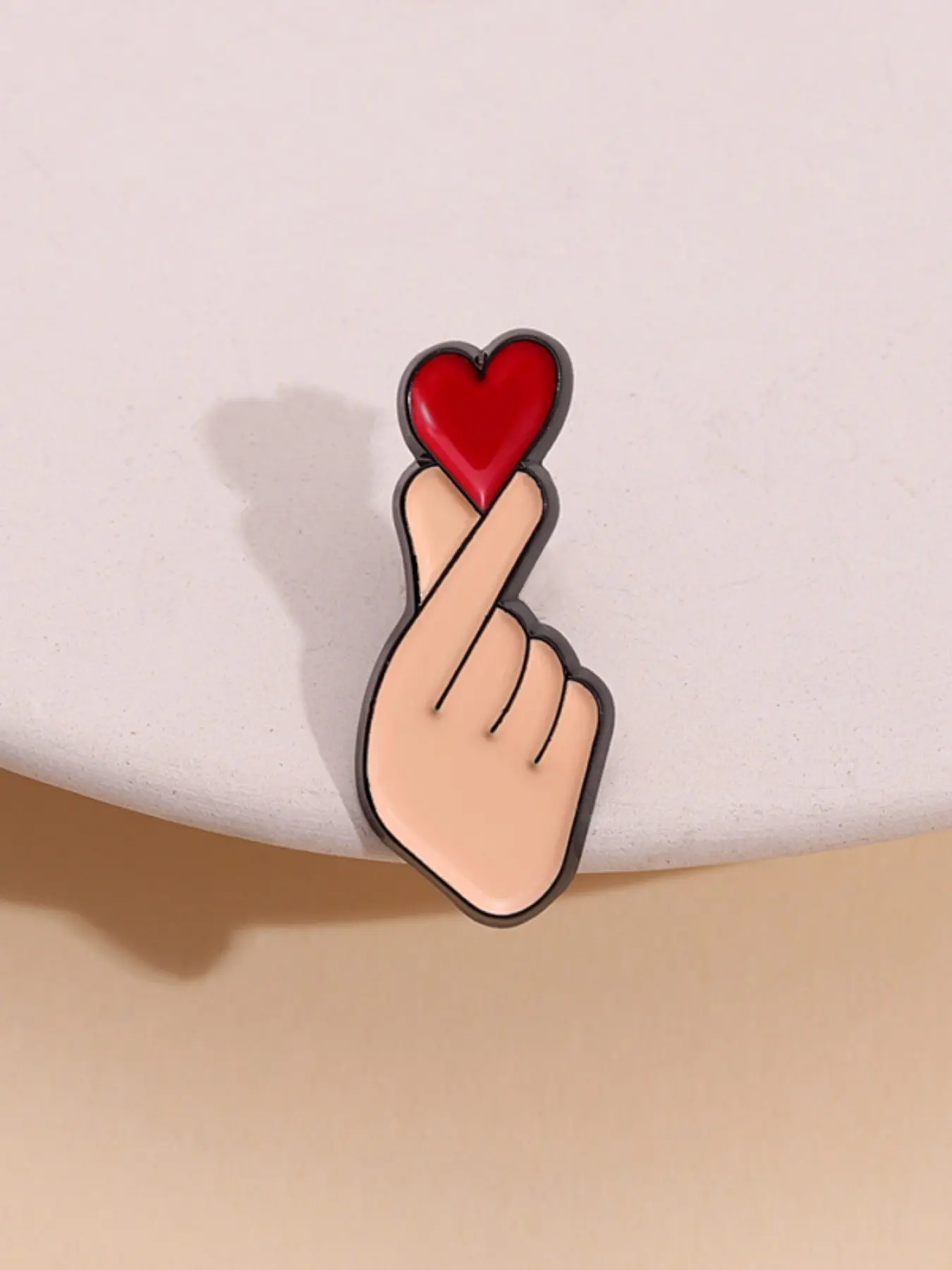 Faith Enamel Brooch Pin, Alloy Oil-Drop Brooch, Japanese Style Metal Badge, Mini Collar Pin, Hearts, Versatile Jewelry Accessory Gift, Fashion Accessory, Jewellery, Love