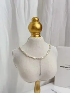 Pearl necklace