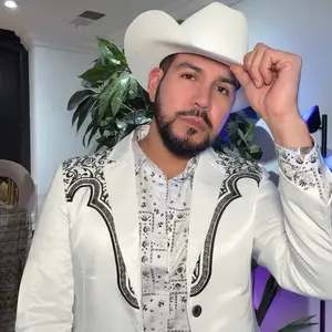 MT2179 MENS BLAZER WHITE MEDIUM LENGTH ALL SEASON PLAID PATTERN TWO REAL POCKET INSIDE SATIN LINNING Menswear Suit Jackets Long Sleeve Workwear