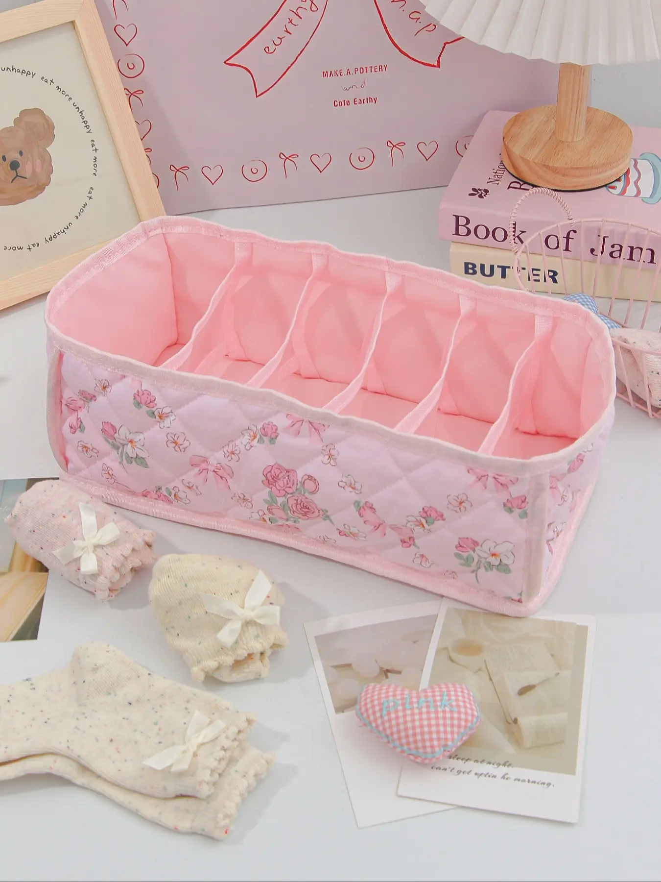 Cute Strawberry Underwear Socks Portable Storage Basket, Quilted Floral Foldable Storage Organizer, Large Capacity Partition Bin, Fabric Home Storage, Room Organization Products, Foldable Storage Bins