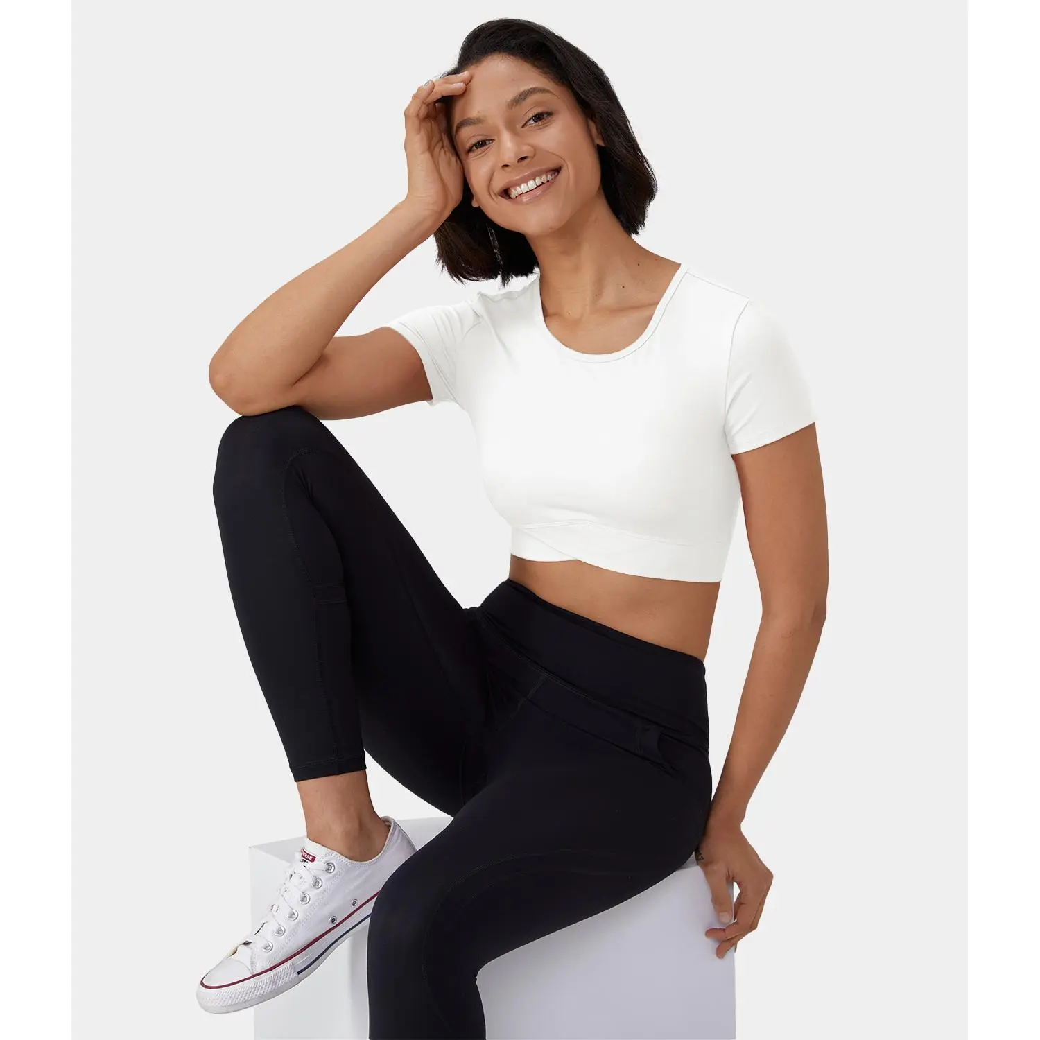 Halara Softlyzero plush Crossover Hem Cropped Sports Top