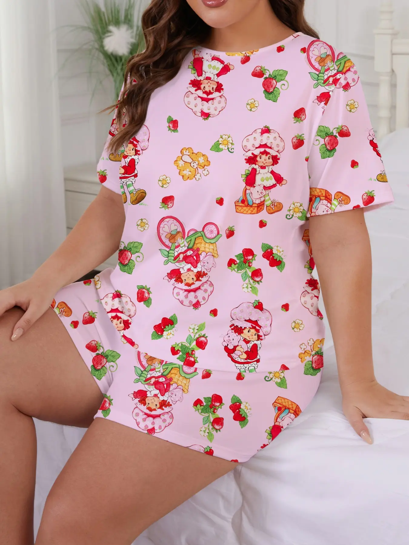 Women's Cute Strawberry and Floral Print Pyjama Set, Comfortable Short Sleeve Round Neck Shirt & Loose Elastic Shorts, Casual All Seasons Sleepwear Loungewear Pajamas