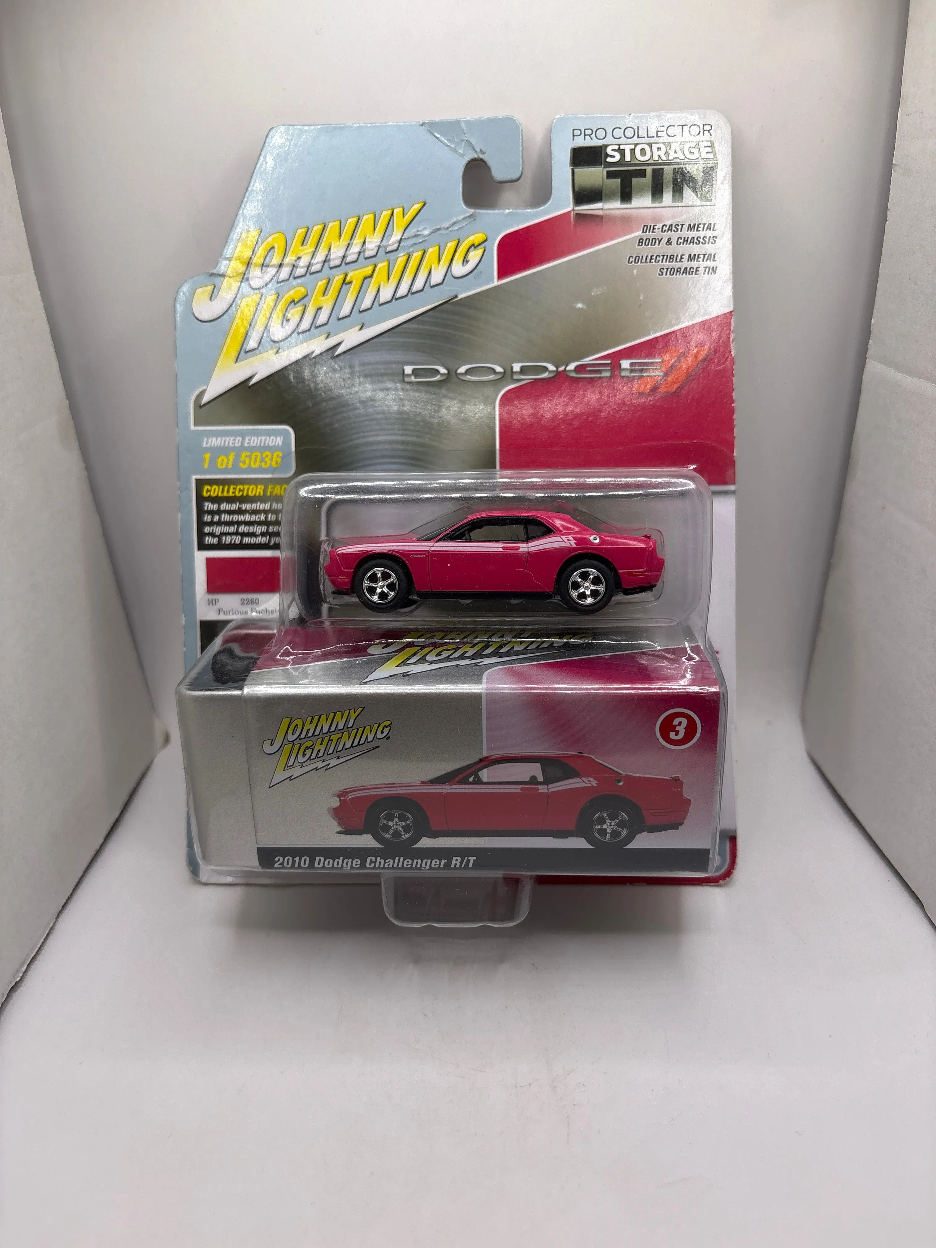 Johnny Lightning 2010 Dodge Challenger R/T Diecast fuchsia
