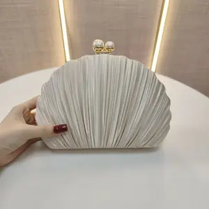 Elegant Women's Shell Clutch Bag for Evening Party Wedding Prom Dinner with Rhinestone Decoration
