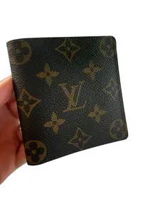 Pre-owned Louis Vuitton Coated Canvas Bifold Monogram Wallet 9001AN