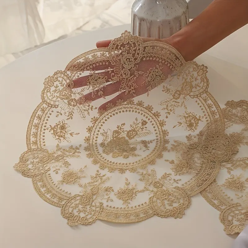4pcs retro French lace placemats, coffee coasters, romantic embroidered tablecloths, pastoral European bedside table mats, Dining Table Mats, Floral Pattern Placemat, Kitchen Decorative Placemat