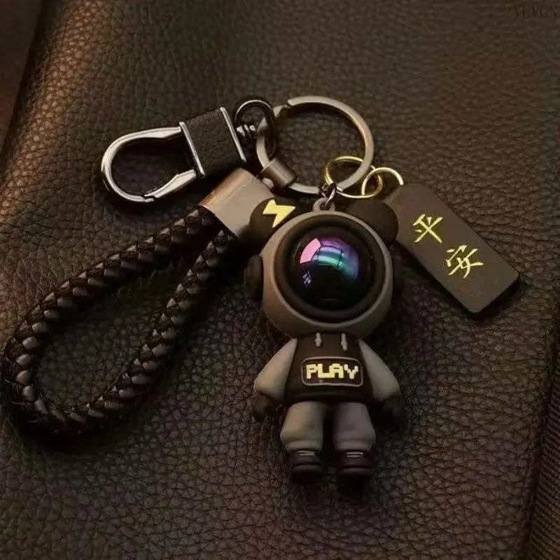 Astronaut-Shaped Stylish Keychain, Cute Portable Key Accessory for Car Keys, Universal Indoor Recreation Interior Decoration, Unisex Fashion Daily Ornament, summerwins Keychains, Key Accessories, Space tiktokshopbacktoschool