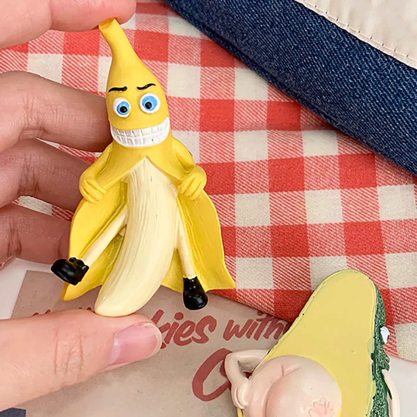 Cute Creative Funny Refrigerator Magnet, 3D Banana Avocado Cartoon Magnetic Sticker, Fun Kitchen Decor, 1 Piece