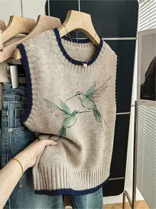 1 piece + Spring/Summer Back-to-School Casual Style Loose Round-neck Sleeveless Knitted Color-Contrasting Dark Blue Embroidered Birdprint Women's Knit Top for Outfits, Women's Outerwear, to be worn alone or paired with a jacket.