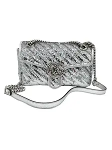 Pre-owned silver SEQUIENS Shoulder Bags GUCCI Sequin Matelassé Small Marmont Shoulder Bag with Shimmering Sequins and Interior Pockets for Organization