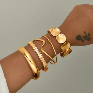 5Pcs Women Bracelet Set Irregular Geometric Bangle Stackable Bangles Vintage Jewelry Elegant Jewelry Accessory Daily Wear Bracelets Gift for Women Wave Knotted Vacation Outfits Boho Open Cuff Wrap Exaggerated Design Wide Bangle Dainty Multiple Bold