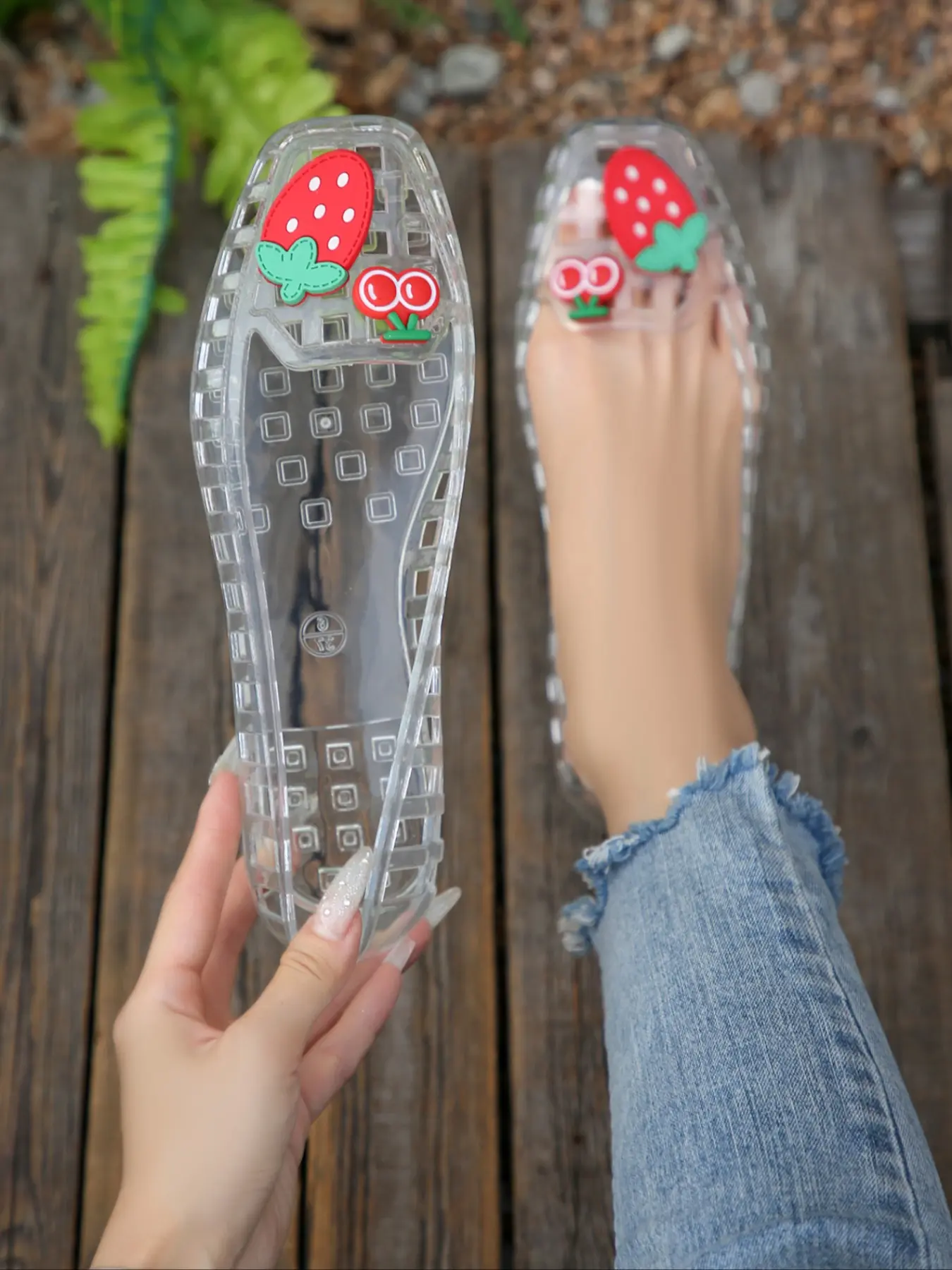 Women's Strawberry Decorated Hollow Out Sandals, Summer Non Slip Soft Breathable Soft Sole Outdoor Anti-Slip Beach Slip On Slippers, Flat Casual Shoes