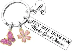 Sweet 16 Keychain for Girls, 16th Birthday Gifts for Girls, Sweet Sixteen Gifts for 16 Year Old Girl, Sweet 16 Party Decorations Birthday Presents for Women