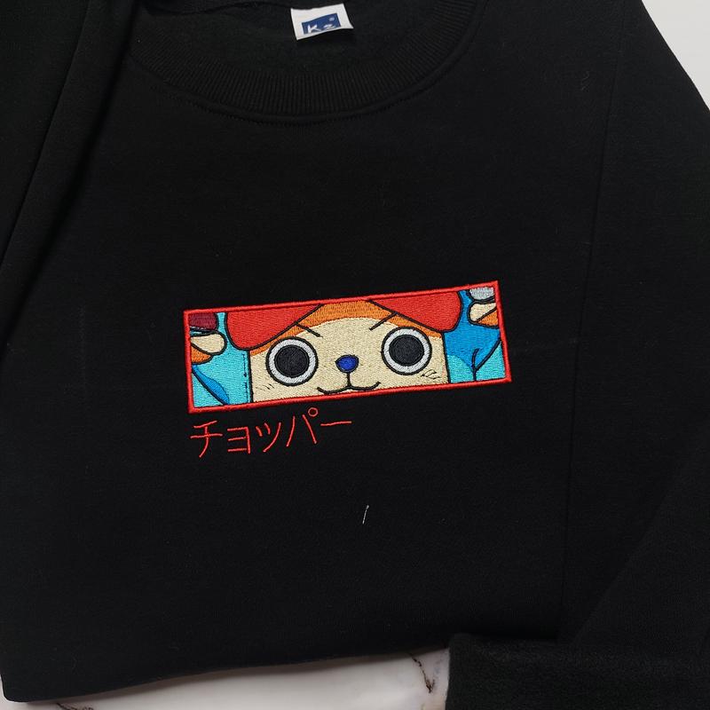 Embroidered Chopper Shirt/Sweatshirt/Hoodie, One piece Crew neck, for Anime fans (Processing time 1-2 weeks) EONEP067