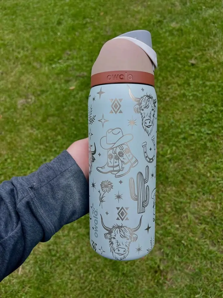 Owala Western Highland Cow Insulated Water Bottle with Straw – Cowboy Cactus Leakproof Stainless Steel Sports Bottle